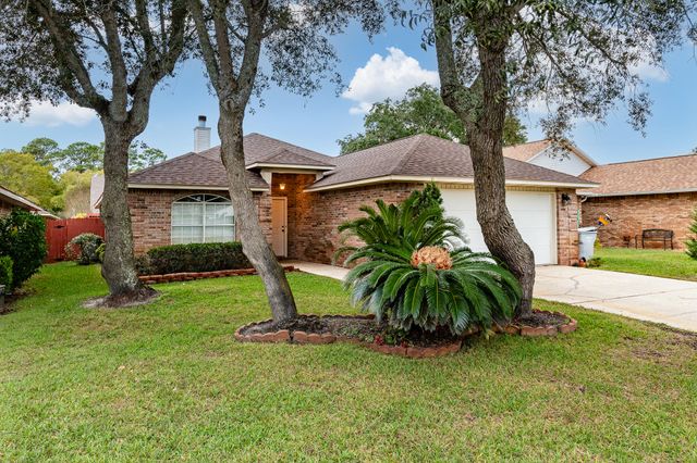 $350,000 | 1709 Ivalea Circle | Navarre