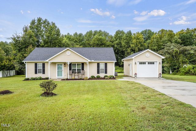 $330,000 | 108 Danbury Court | Summerville