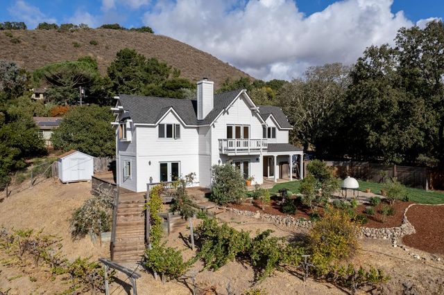 $1,395,000 | 70 Valle Vista | Carmel Valley Village