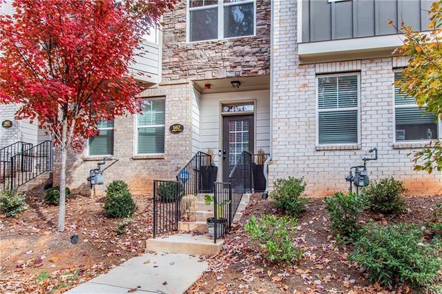 $440,000 | 967 Allegro Park | Marietta