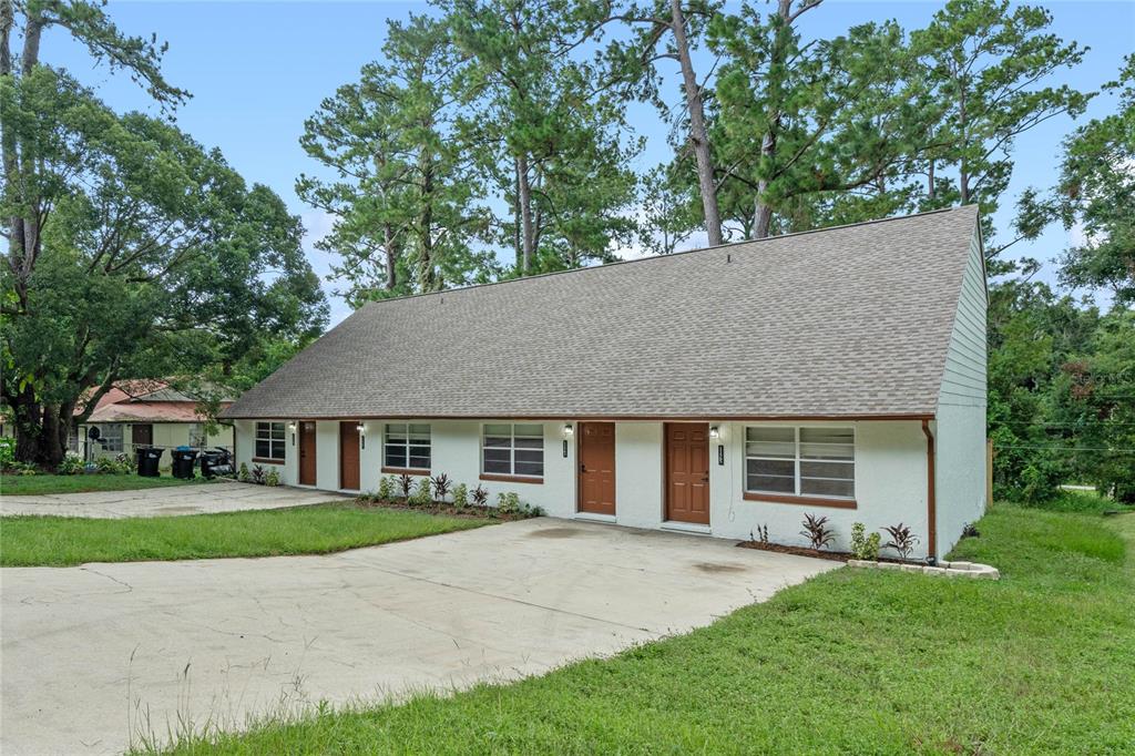 front view of house with a yard