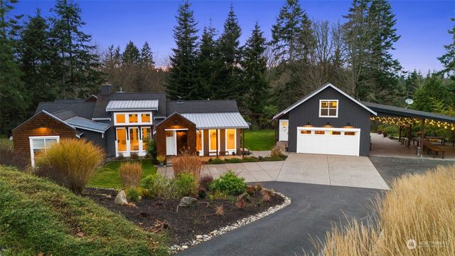 $1,650,000 | 654 North W Camano Drive | Camano