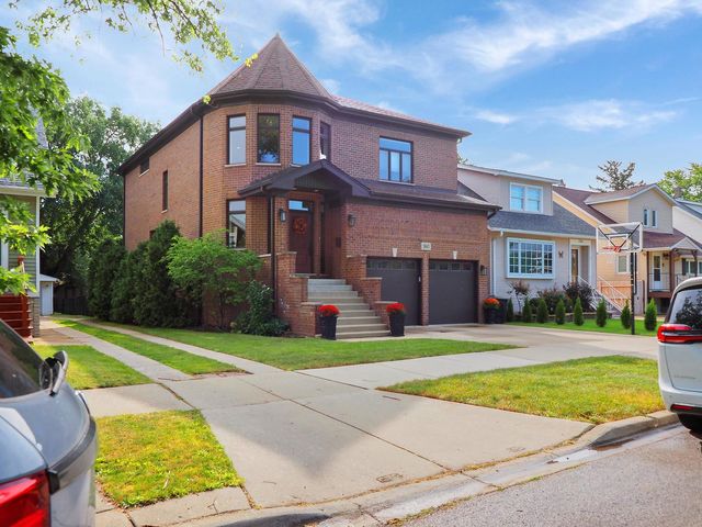 $889,000 | 5843 North Oconto Avenue | Norwood Park