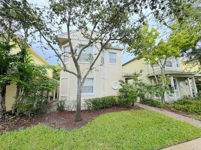 $320,000 | 2008 Southeast Avon Park Drive | East Lake Village