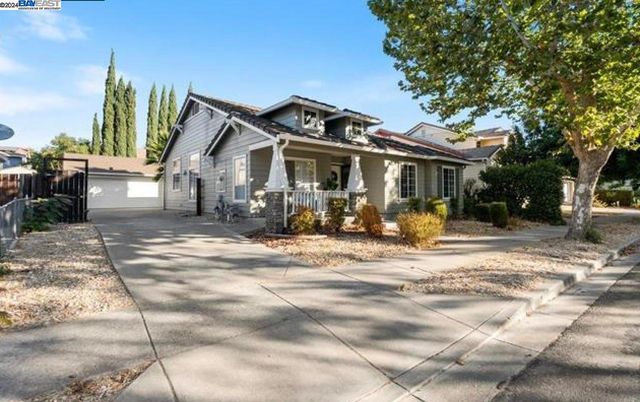 $3,350 | 4675 Christenson Street | California Spirit