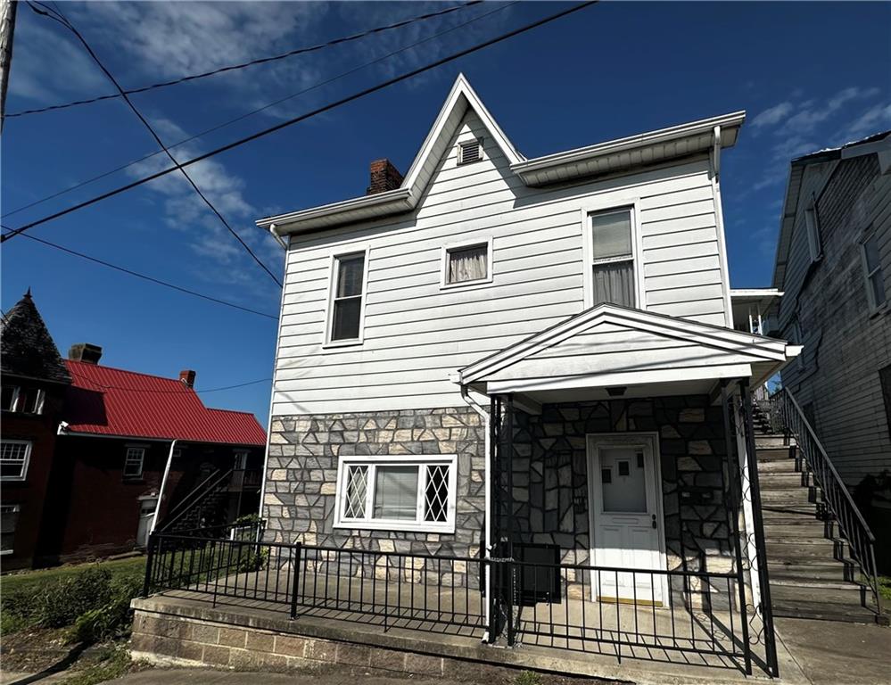 a view of a house