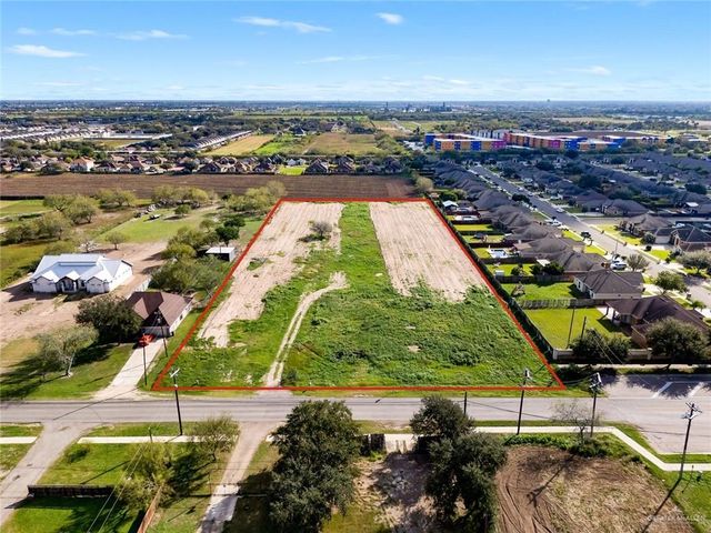 $855,000 | 1802 North Jackson Road | Edinburg