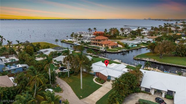 $1,300,000 | 541 Bayside Drive | McGregor