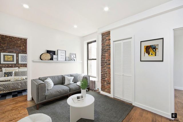 $5,000 | 83 Baxter Street, Unit 1F | Chinatown