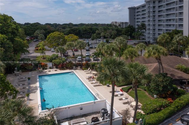 $2,750 | 4015 West Palm Aire Drive, Unit 902 | Palm Aire