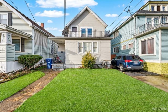 $159,900 | 72 Montclair Avenue | Fillmore-Leroy