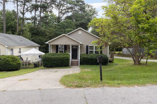 $295,000 | 602 Dogwood Street | Fuquay-Varina