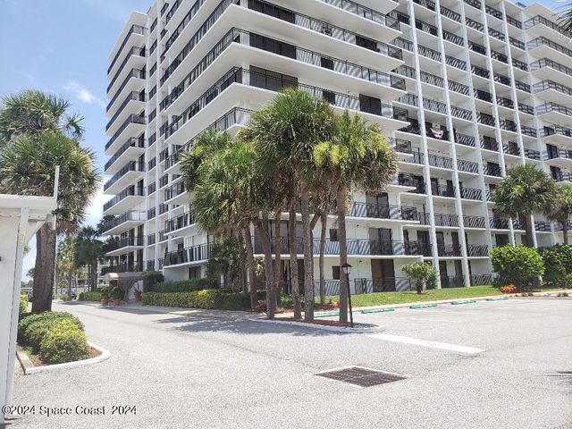 $3,000 | 2100 North Atlantic Avenue, Unit 310 | Cocoa Beach