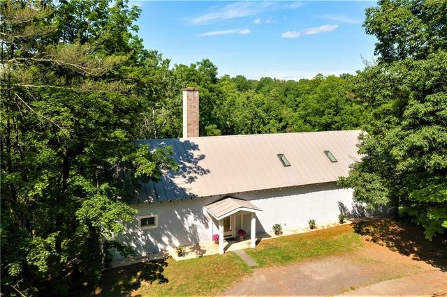 $995,000 | 665 South Mill Road | Rhinebeck