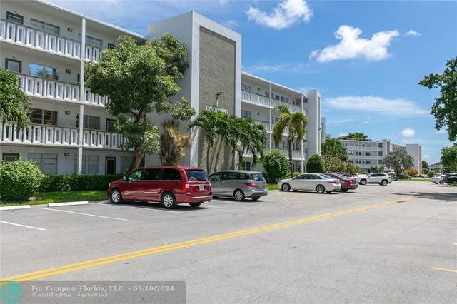 $214,900 | 3017 Lyndhurst I, Unit 3017 | West Deerfield Beach