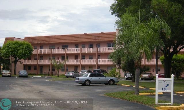 $92,777 | 9601 Sunrise Lakes Boulevard, Unit 208 | Sunrise Lakes