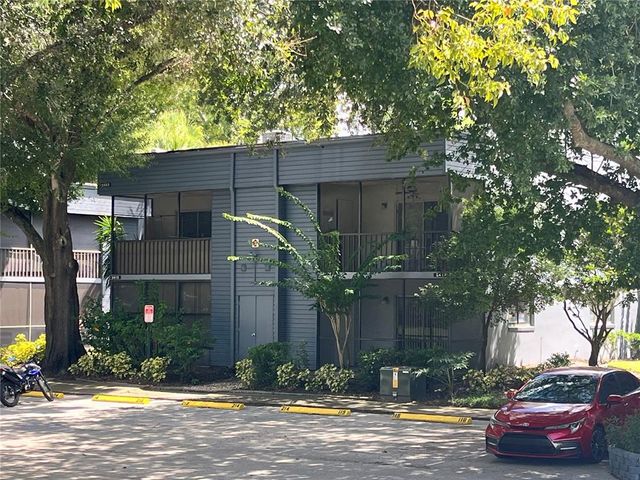 $1,400 | 2415 Oak Park Way, Unit 115 | Lake Frederica