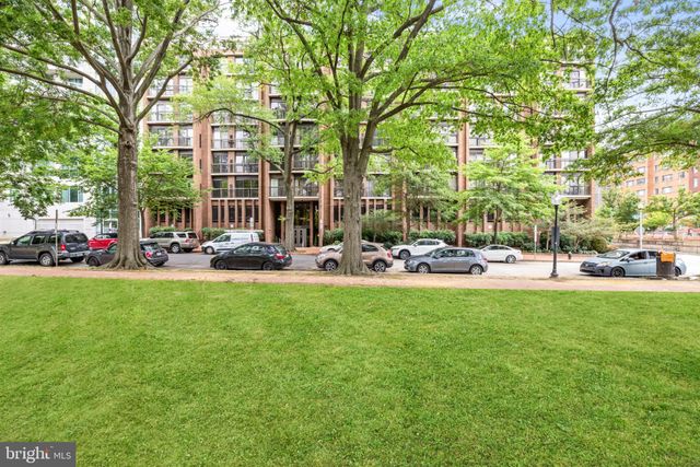 $499,900 | 1001 26th Street Northwest, Unit 505 | Foggy Bottom