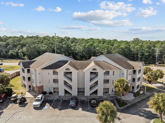 $319,500 | 633 Spencer-Farlow Drive, Unit 12 | Carolina Beach