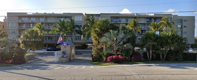 $1,900 | 88500 Overseas Highway, Unit 302 | Islamorada, Village of Islands