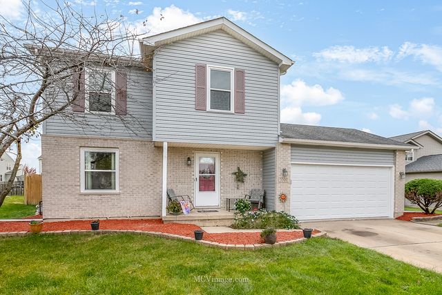 $325,000 | 5300 Pine Trails Circle | Joliet