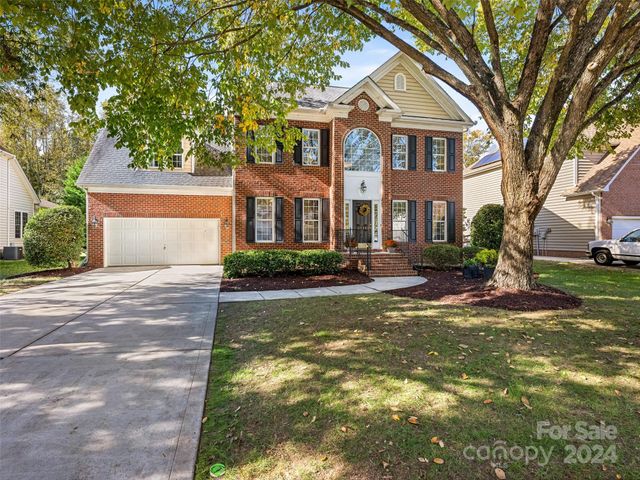 $645,000 | 8914 Whittingham Drive | Somerset