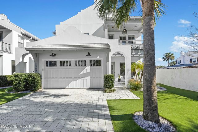 $1,349,000 | 2872 3rd Street South | Beaches