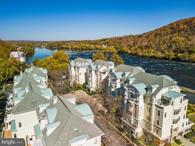 $1,695,000 | 525 Waterview Place, Unit 525 | New Hope