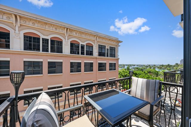 $4,200 | 101 Clematis Street, Unit 403 | Downtown West Palm Beach