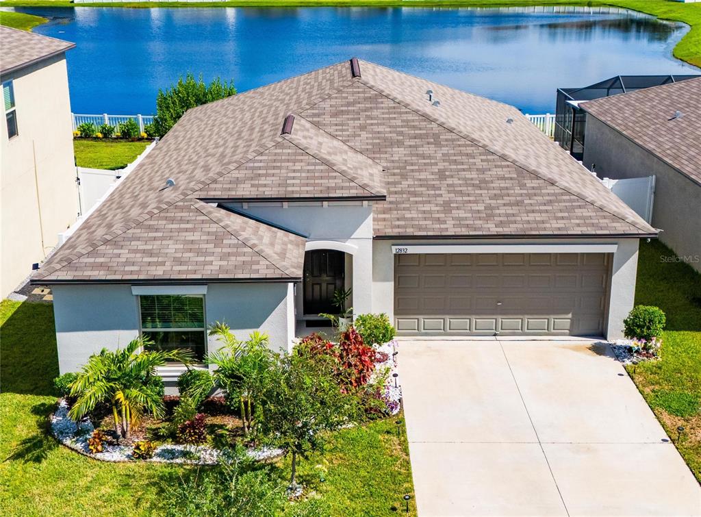 a front view of house with yard