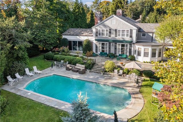 $2,395,000 | 28 Norman Drive | Greenhaven