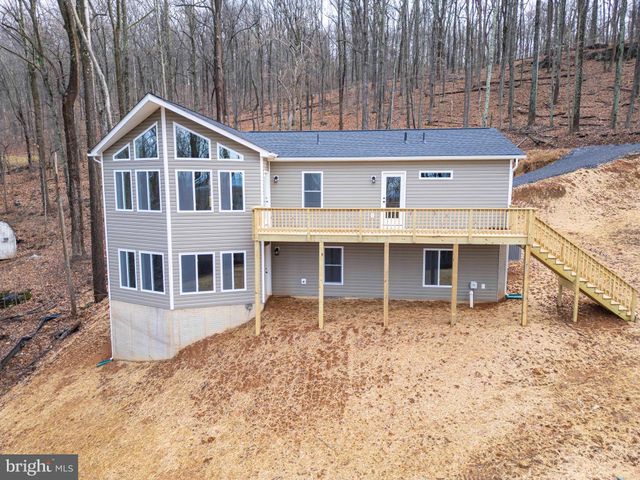 $499,900 | 155 Delicious Road | Apple Mountain Lake