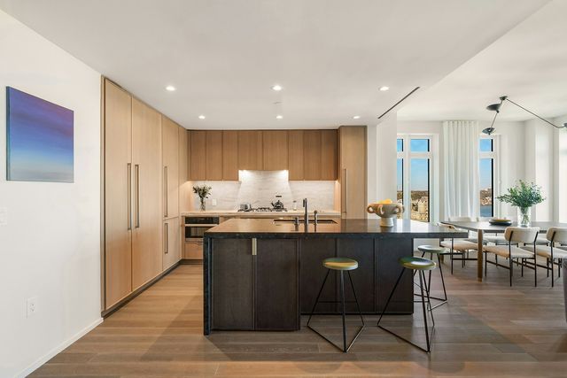 $3,250,000 | 543 West 122nd Street, Unit 17A | Morningside Heights