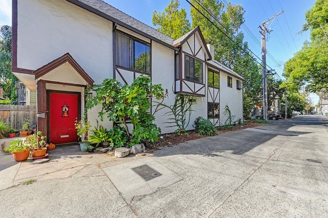 $599,900 | 1117 23rd Street | Midtown-Winn Park-Capitol Avenue