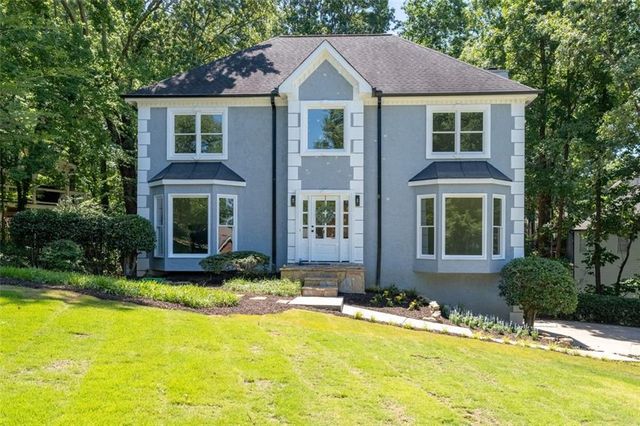 $685,000 | 4504 Ashmore Circle | Hampton Ridge