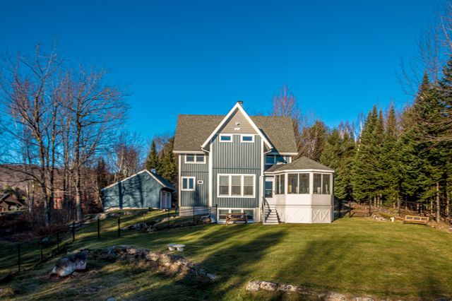 $679,000 | 60 Indian Pipe Road | Franconia