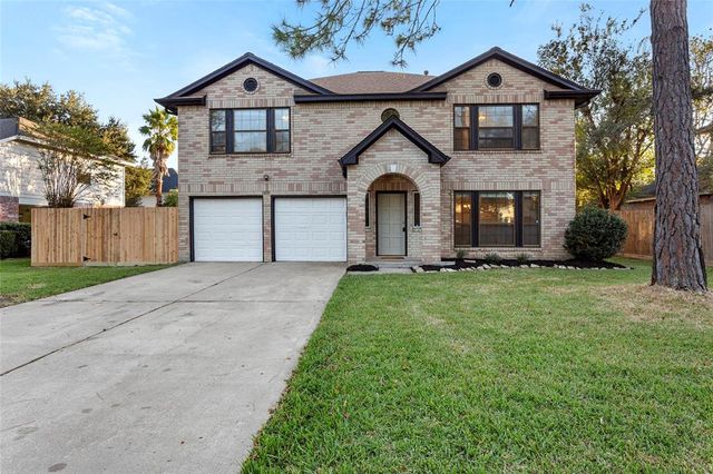 $2,550 | 1808 Palo Duro Street | Friendswood