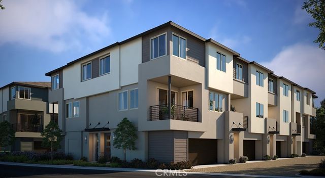 $613,461 | 1553 Lima Way, Unit 3 | Placentia