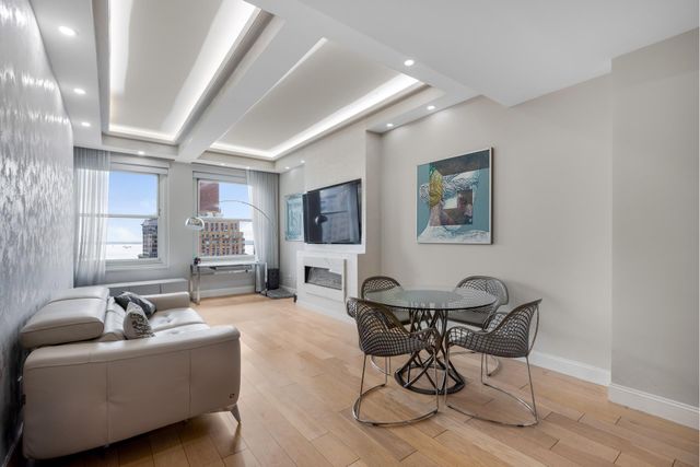 $4,700 | 88 Greenwich Street, Unit 3004 | Financial District