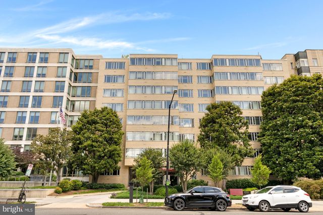 $295,000 | 1711 Massachusetts Avenue Northwest, Unit 622 | Dupont Circle