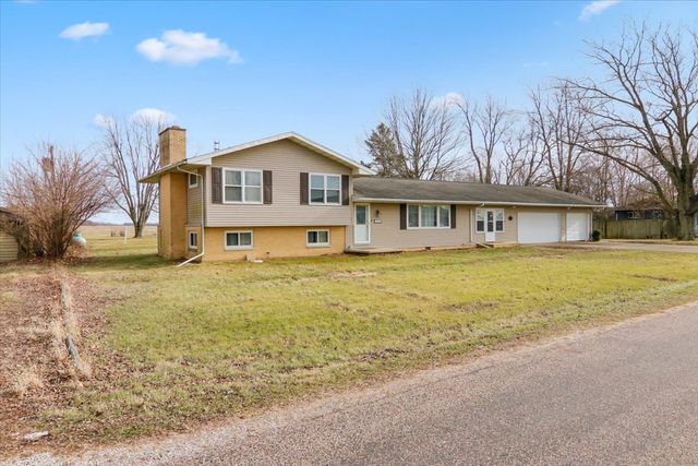 $230,000 | 10901 840 East | Dale Township - McLean County