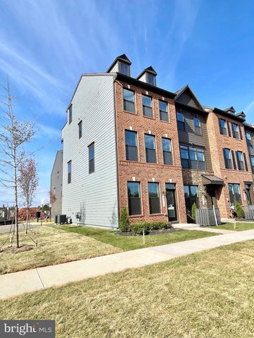 $3,600 | 4316 Ellipse Terrace | Chantilly