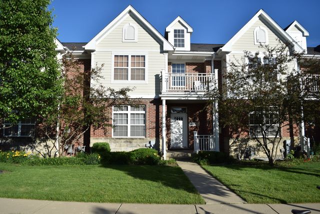 $2,795 | 1408 Brownstone Place, Unit 1408 | Schaumburg