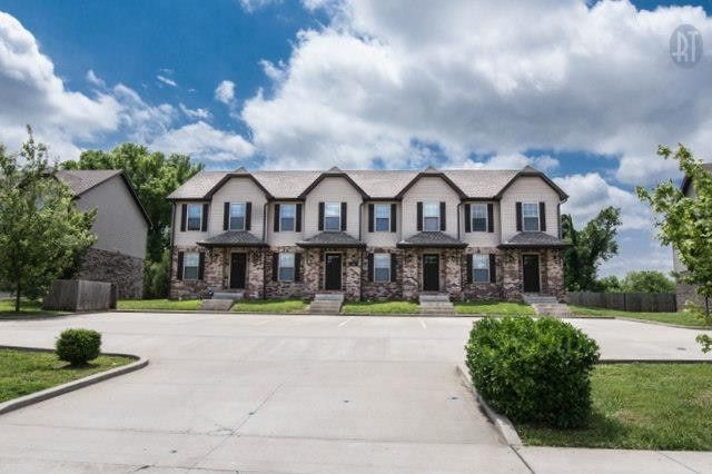 $725,000 | 1772 Spring Water Drive | Clarksville