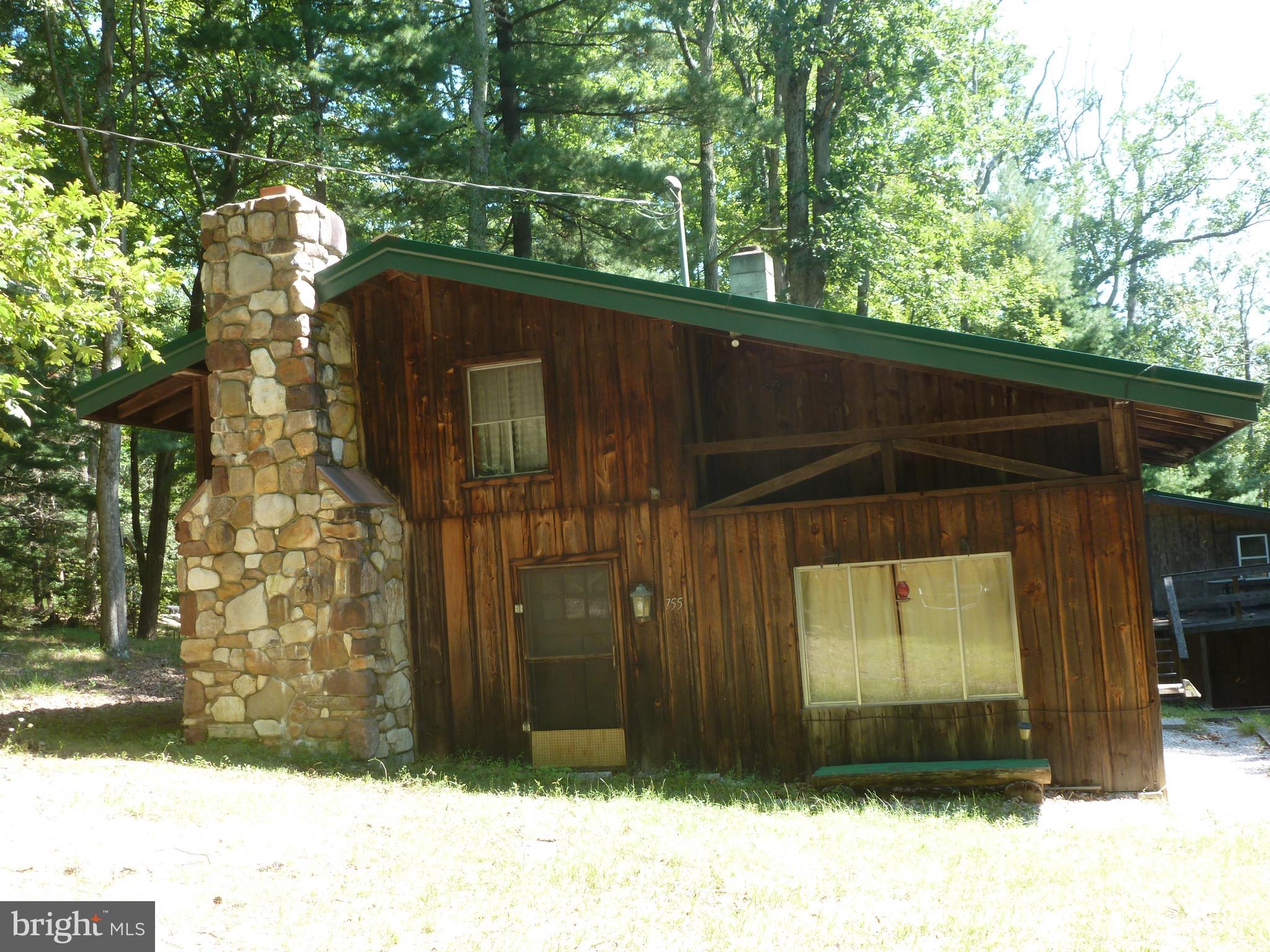 a side view of a house