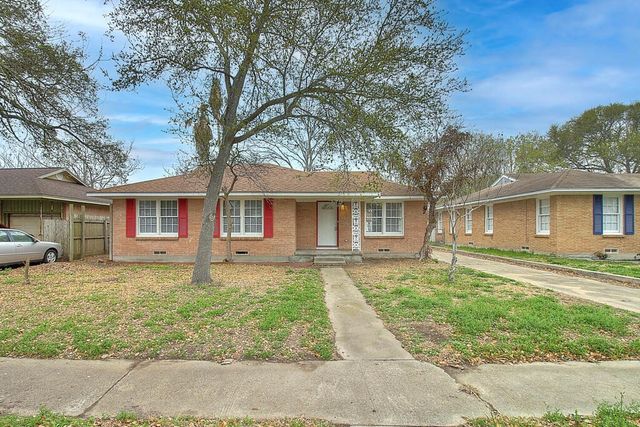 $1,575 | 4025 Markins Drive | Midtown Corpus Christi