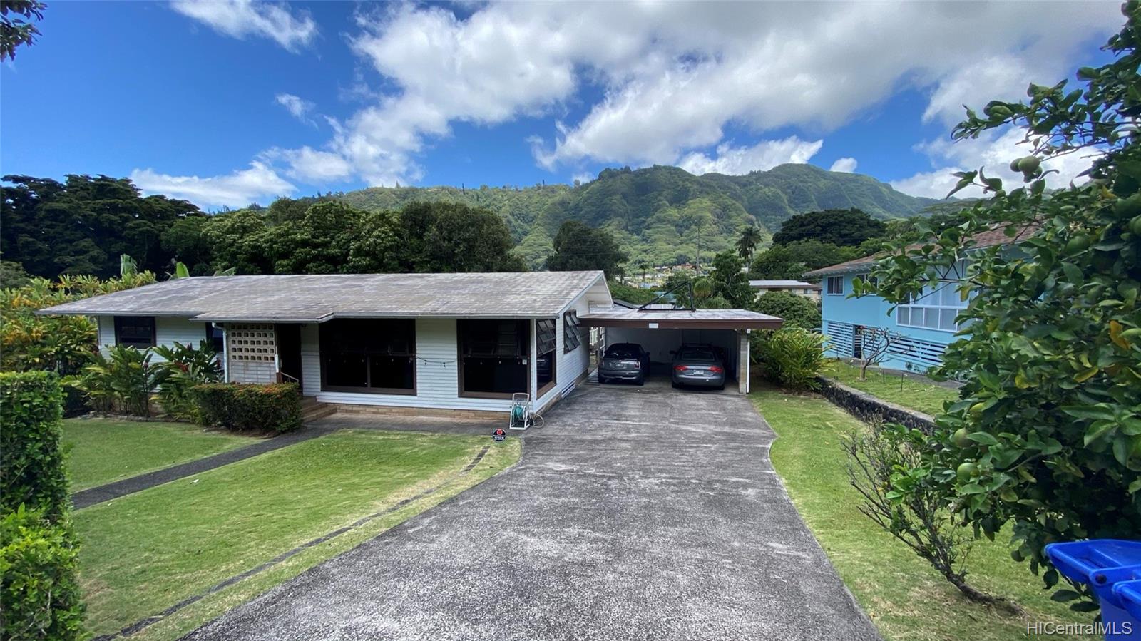 Manoa 5 Bedroom, 3.5 Bathroom, 2-Car Garag - House Rental in Honolulu,  HI