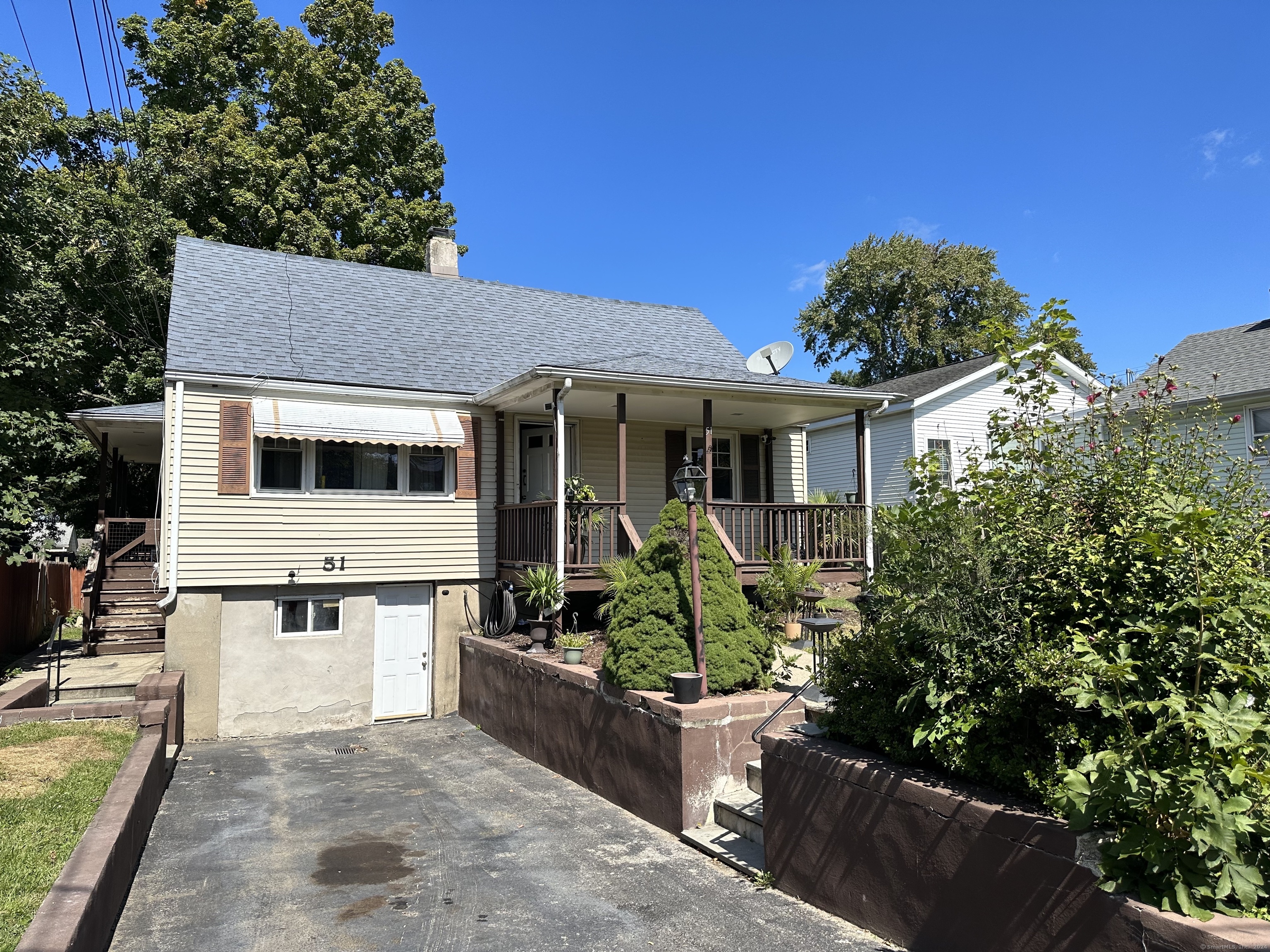 Front of house from driveway view