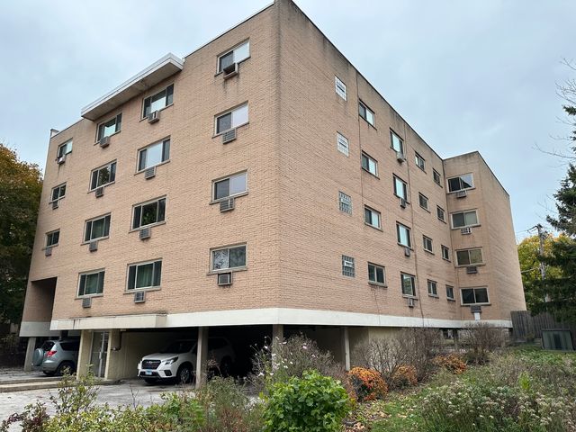 $194,000 | 4939 South Dorchester Avenue, Unit 3H | Kenwood