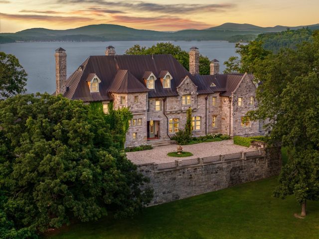 $22,900,000 | 1044 Grosse Point Road | Ferrisburgh